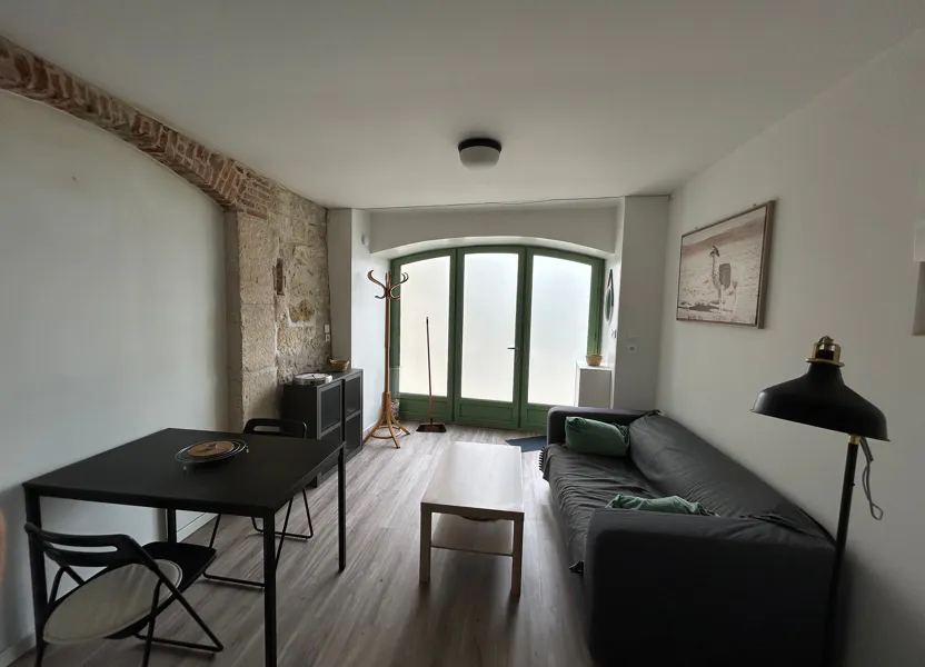 Room Rue Paul Doumer in Laon