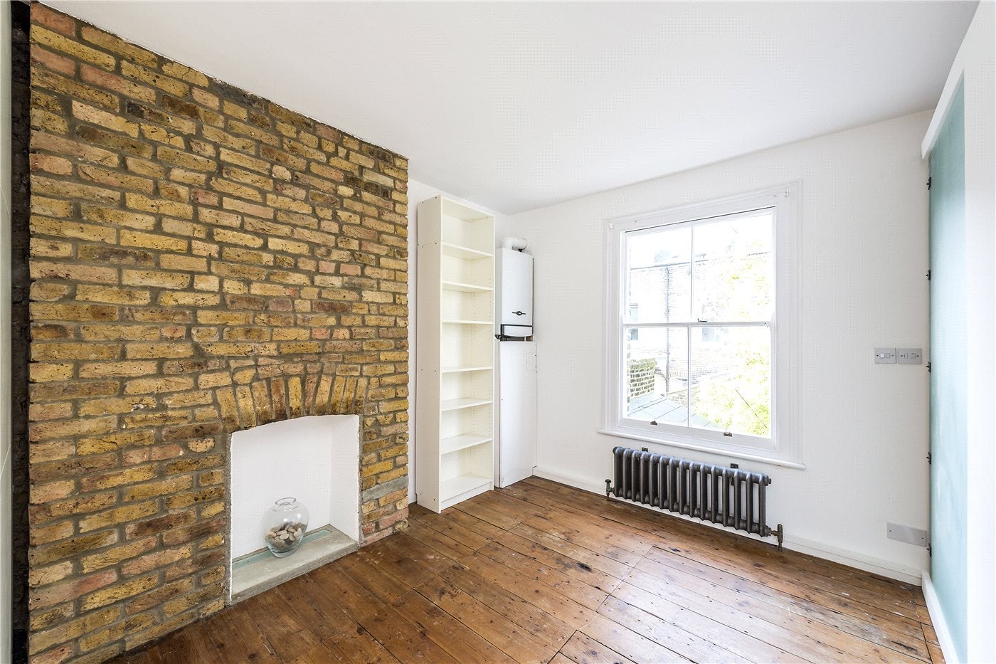 Flat Brailsford Road in Greater London