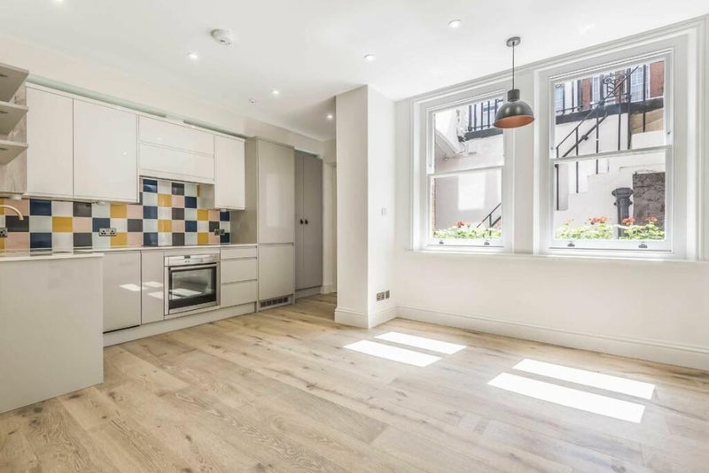 Flat Perham Road in Greater London