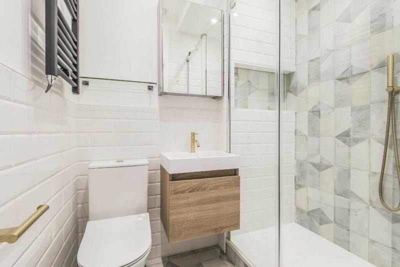 Flat Perham Road in Greater London