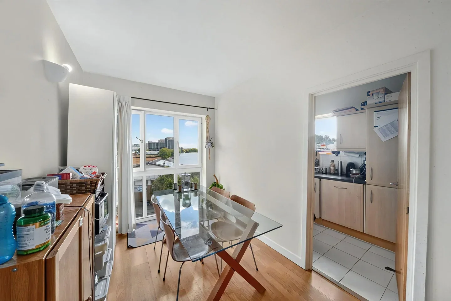 Flat Old Bellgate Place in Greater London