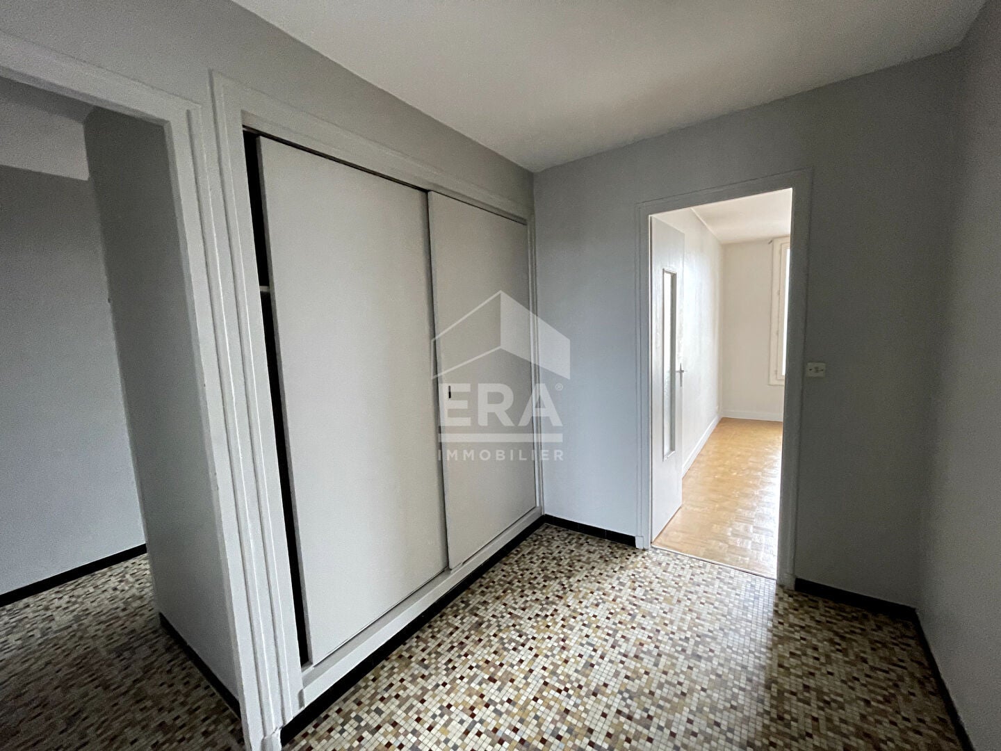 Flat Rue Colonel Jeanpierre in Nevers