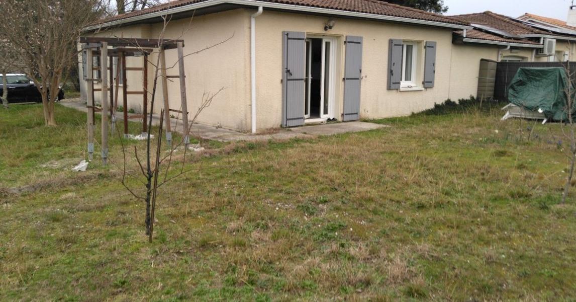 House Rue des Treilles in Libourne