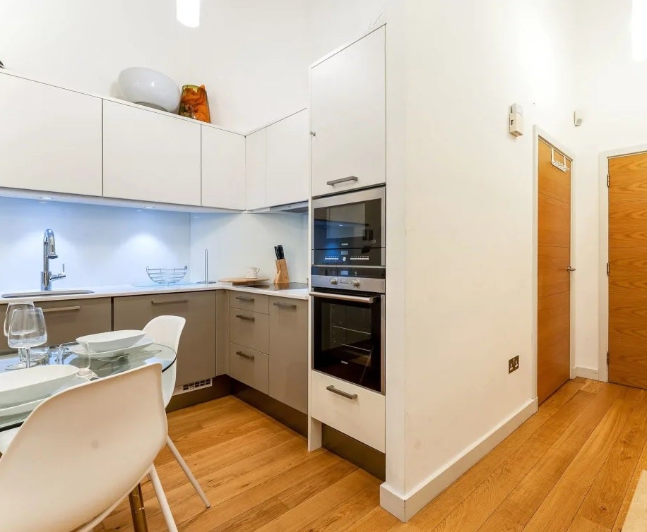 Flat Simpson Loan in City of Edinburgh