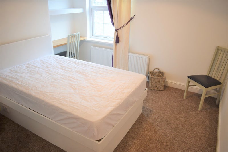 Room Darnley Street in Stoke-on-Trent