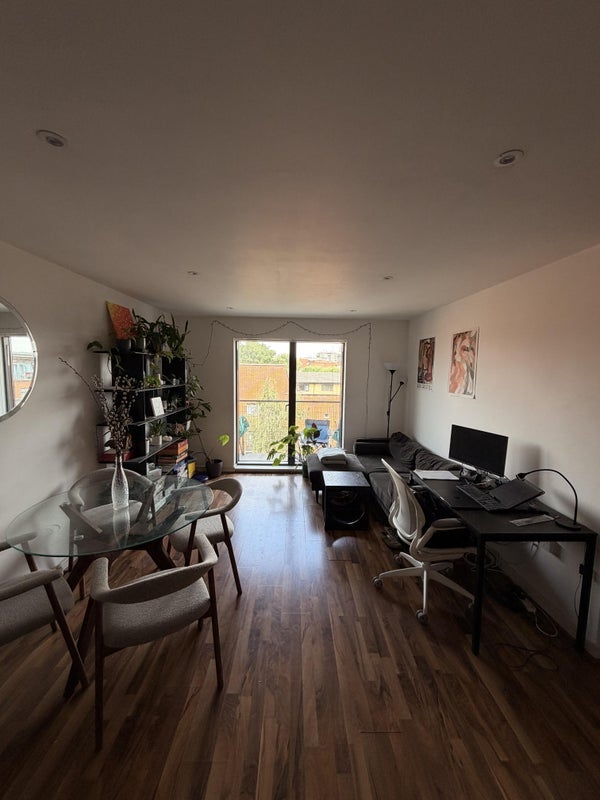 Room Copenhagen Street in Greater London
