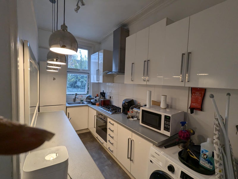 Room Silver Crescent in Greater London