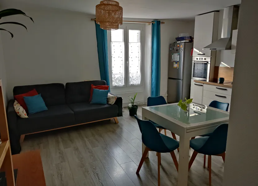 Flat Avenue du Général de Gaulle in Angerville