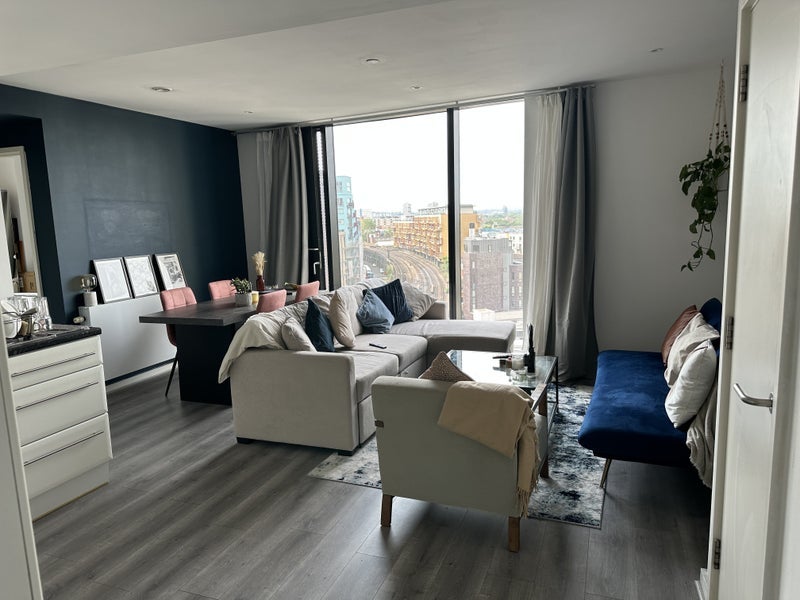 Room Walworth Road in Greater London