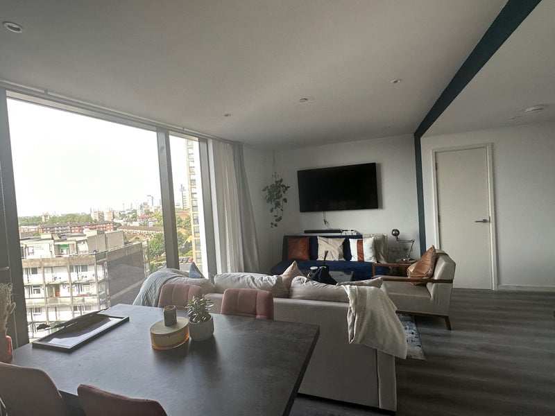 Room Walworth Road in Greater London