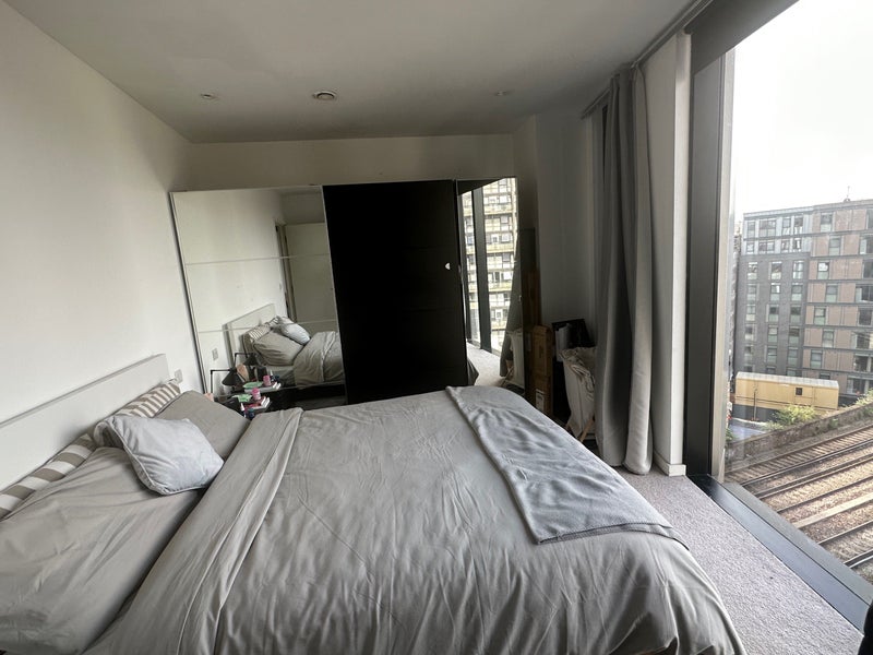 Room Walworth Road in Greater London