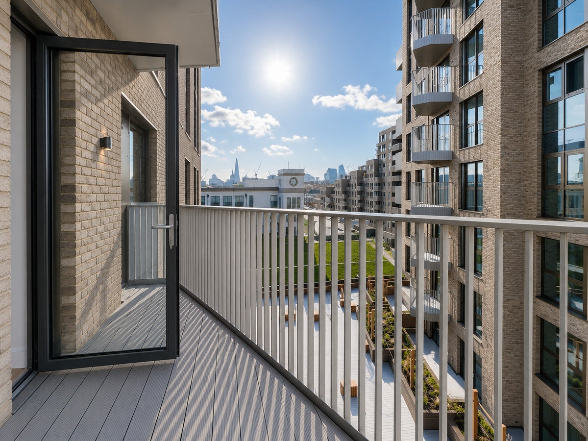 Flat Calthorpe Street in Greater London