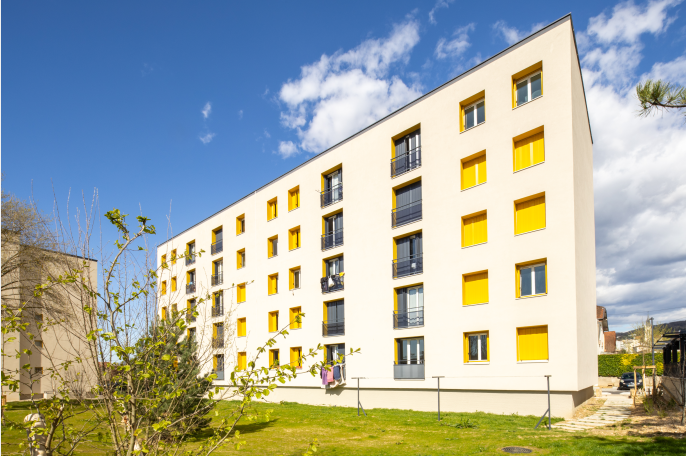 Appartement Place Robert Marcelpoil à Ambérieu-en-Bugey