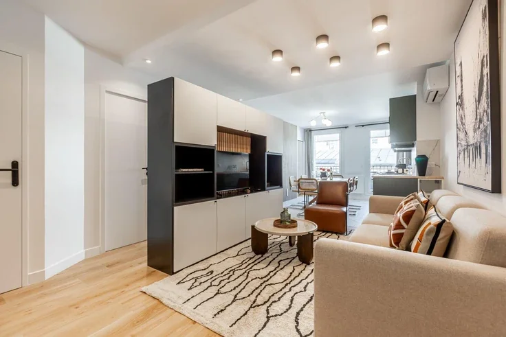 Flat Rue Cauchois in Paris
