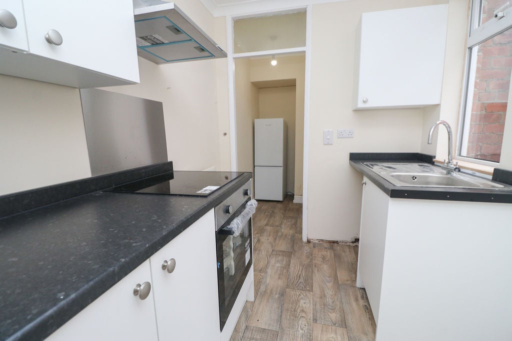 Flat Clavering Road in Gateshead