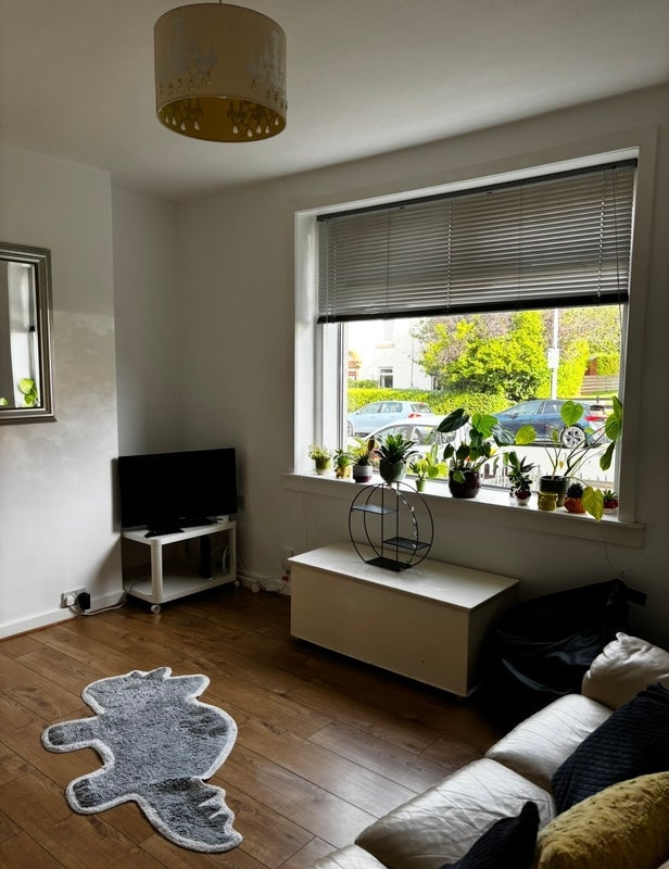 Room Moat Drive in City of Edinburgh