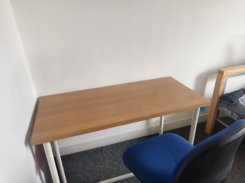 Room Cook Street in Salford