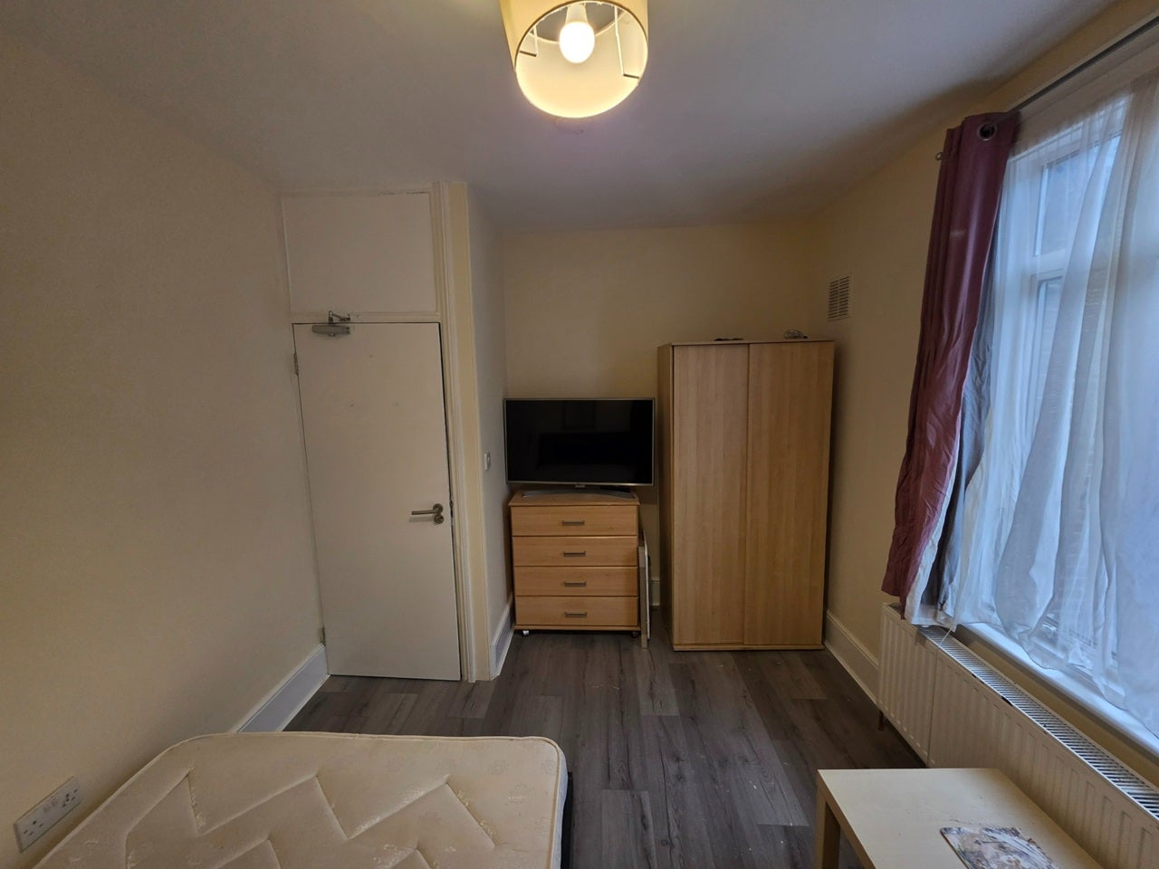 Room Baronet Road in Greater London