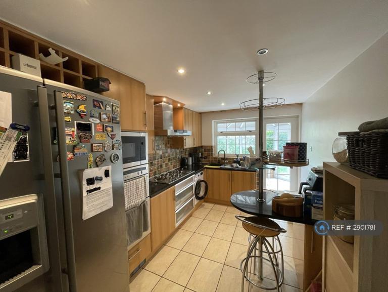 House Wynwood Close in Nottingham