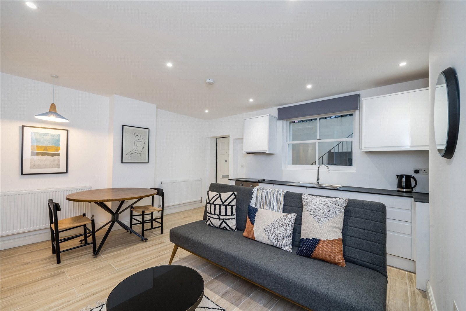 Flat Blomfield Villas in City of Westminster