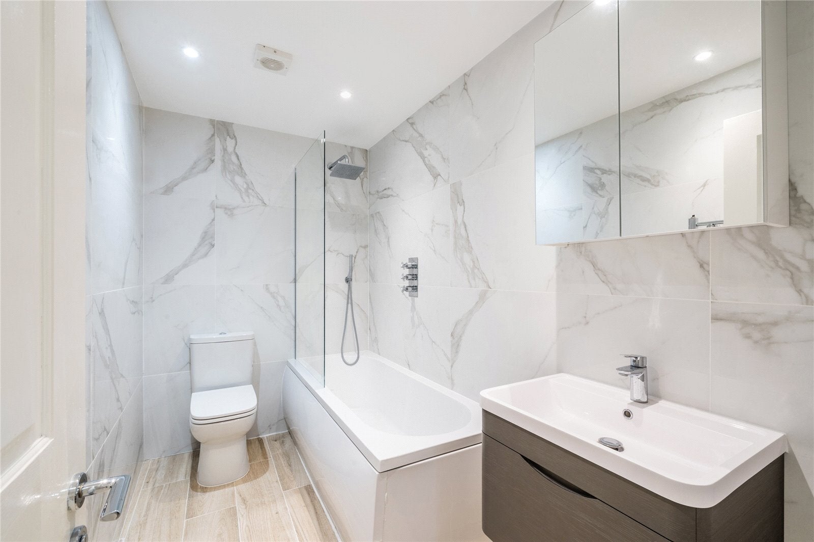 Flat Blomfield Villas in City of Westminster