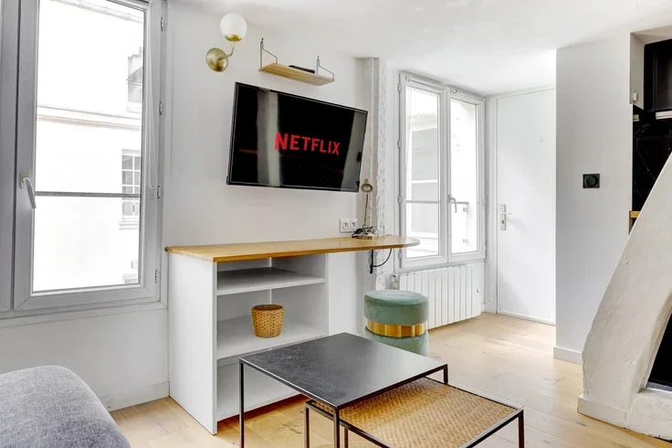 Flat Rue d'Aboukir in Paris
