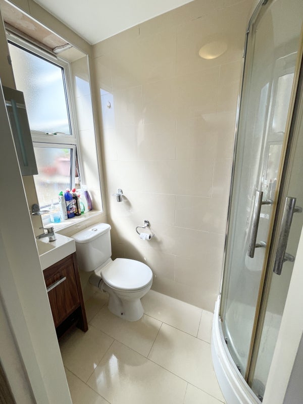 Flat Talgarth Road in Greater London