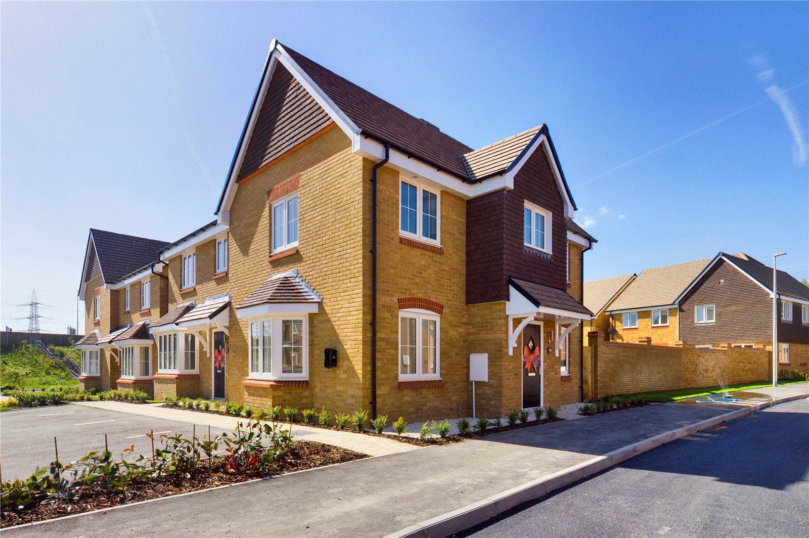 House Honey Bee Street in Holybrook