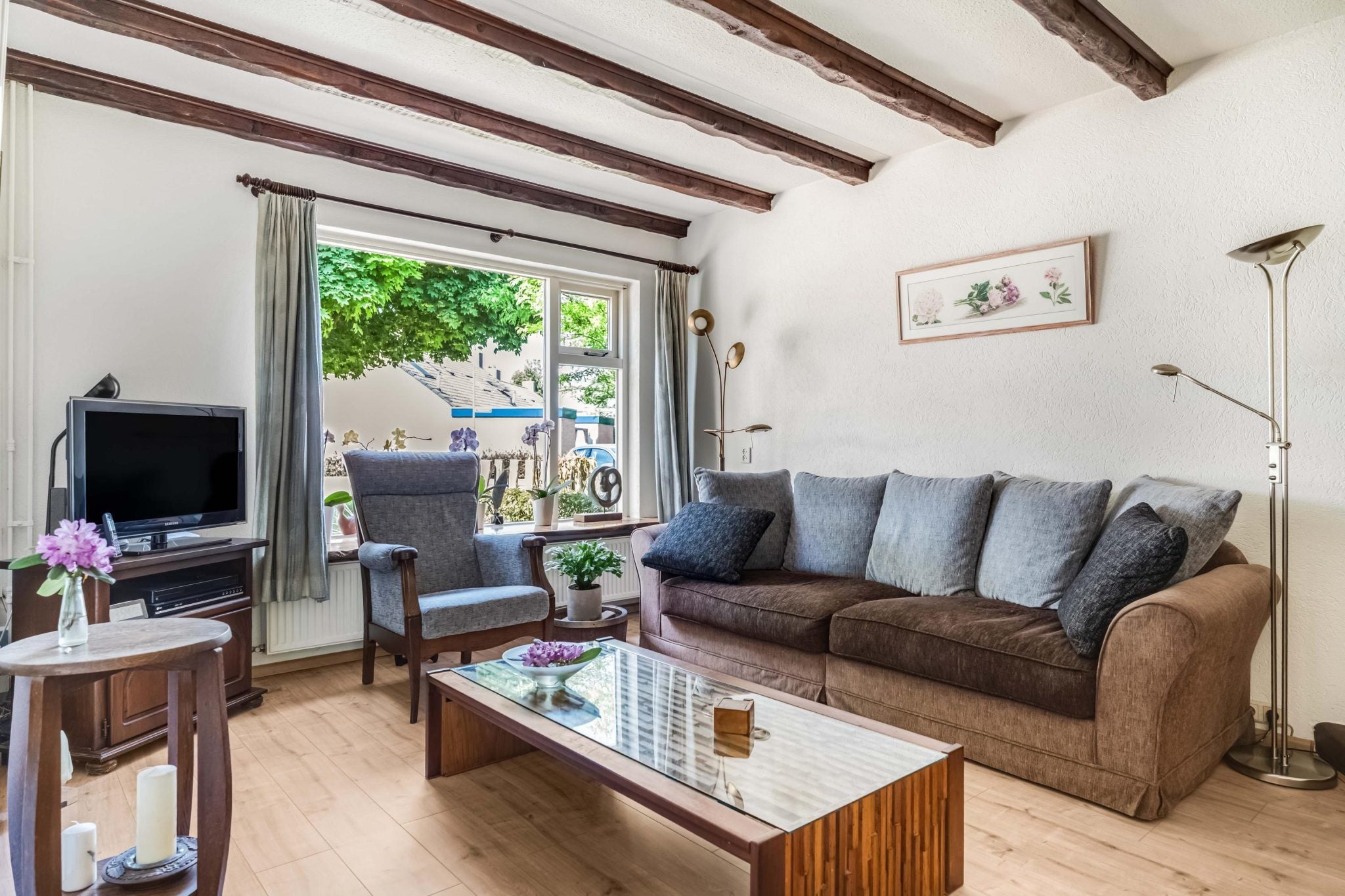 Hoekwoning te koop: Wulpenhof 1, Nijkerk