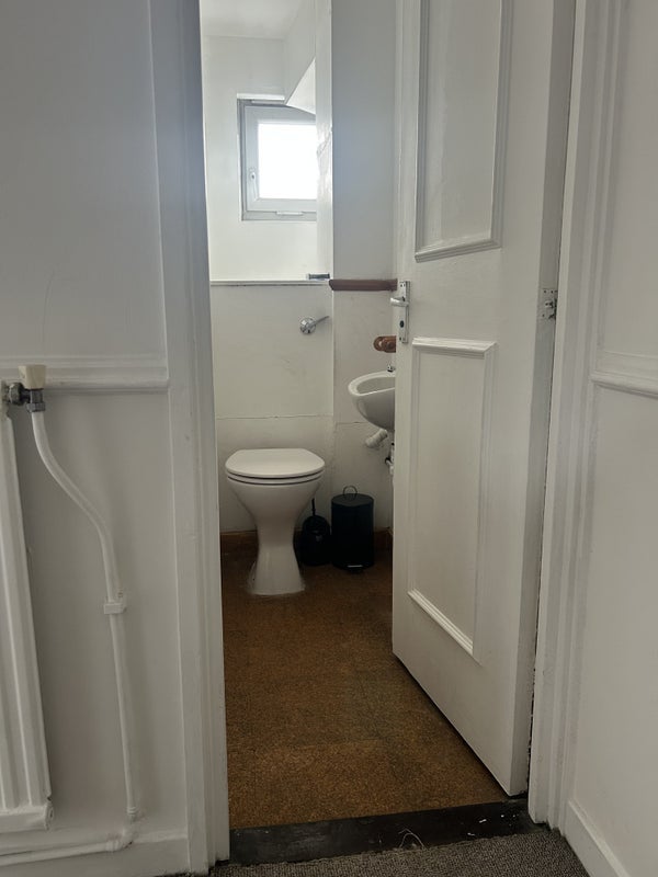 Flat Hornsey Road in Greater London