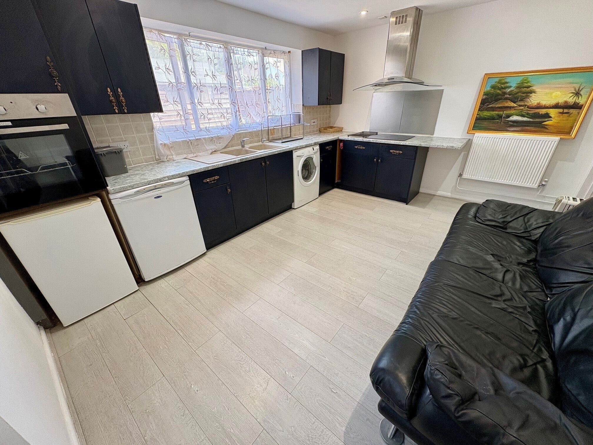 Room Redwing Close in Stevenage