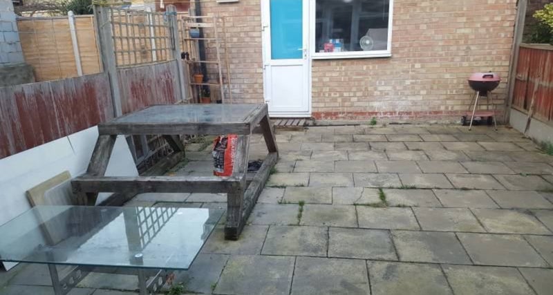 Room Calderon Road in Greater London