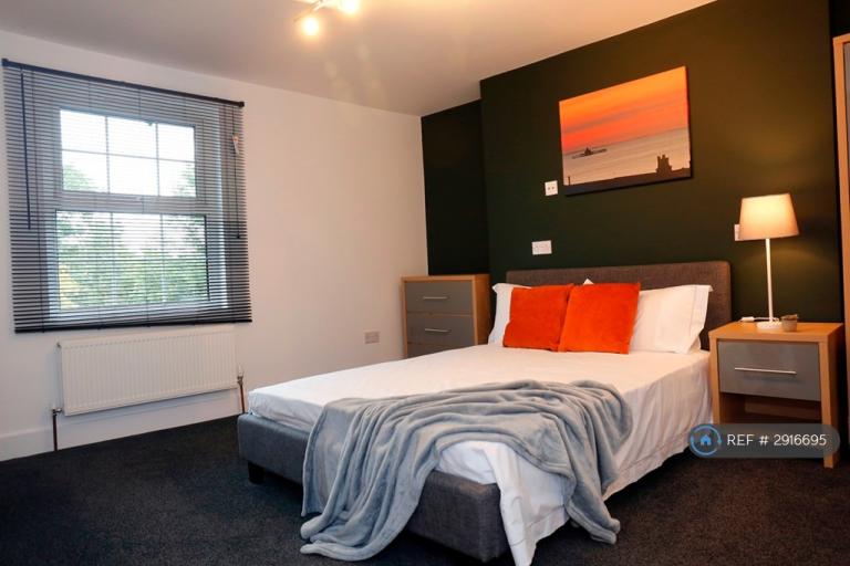 Room Kentish Court in Maidstone