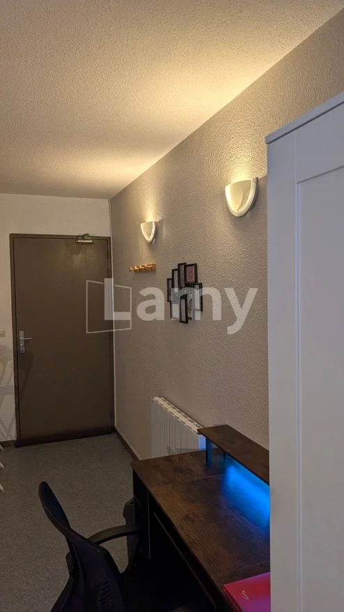 Flat Voie Rapide Urbaine in Lille