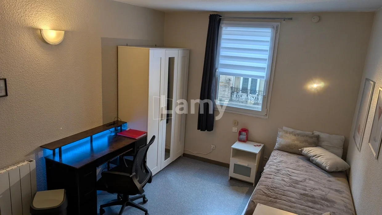 Flat Voie Rapide Urbaine in Lille