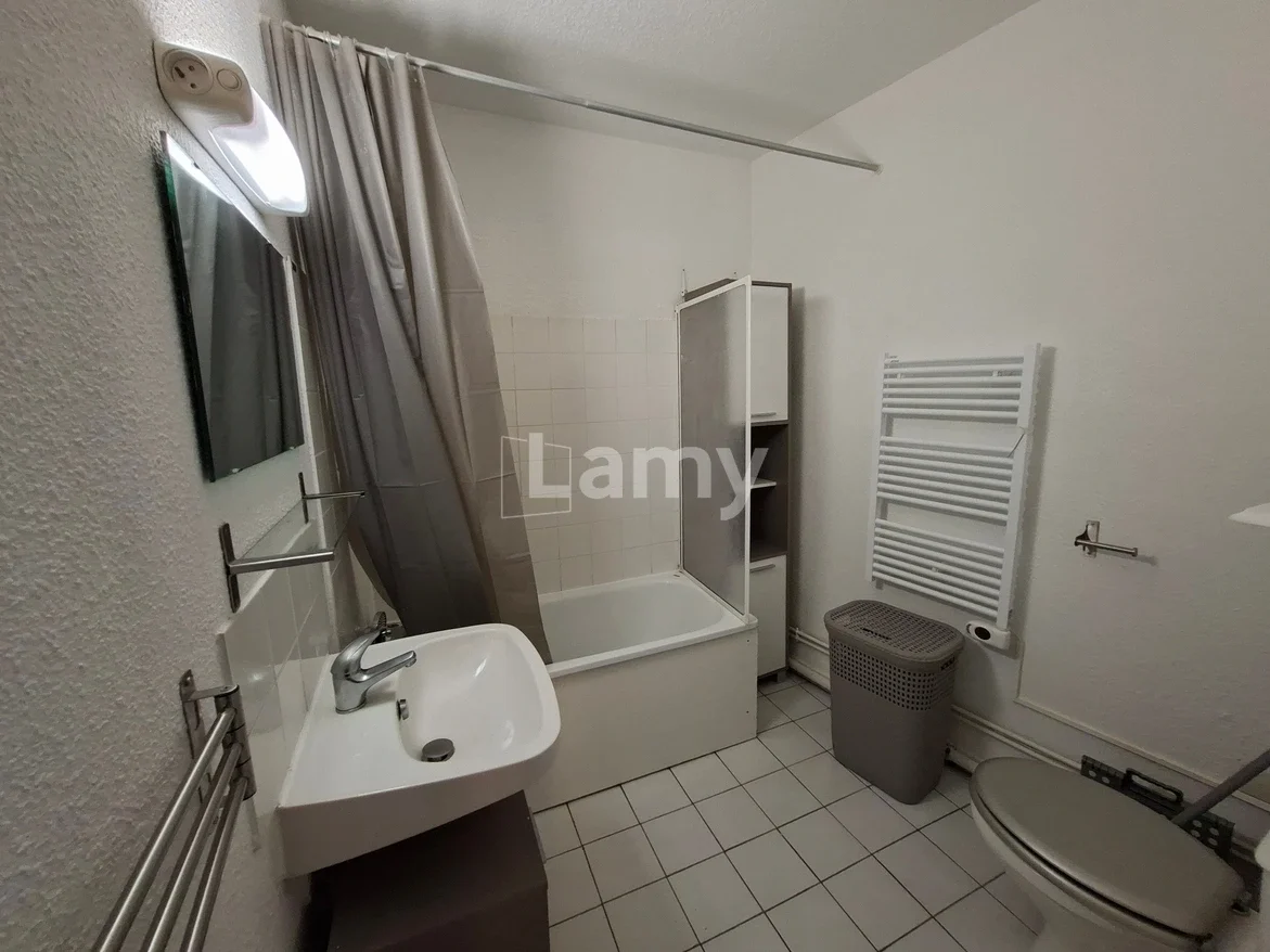 Flat Voie Rapide Urbaine in Lille