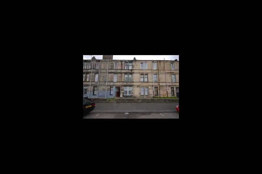 Flat Blackhall Street in Paisley