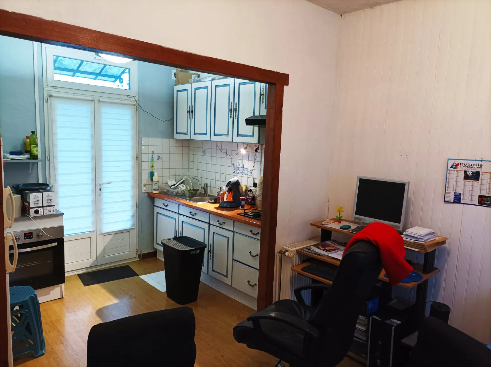 Room Rue Anatole France in Creil