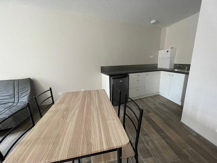 Flat Rue Charles VII in Le Puy-en-Velay