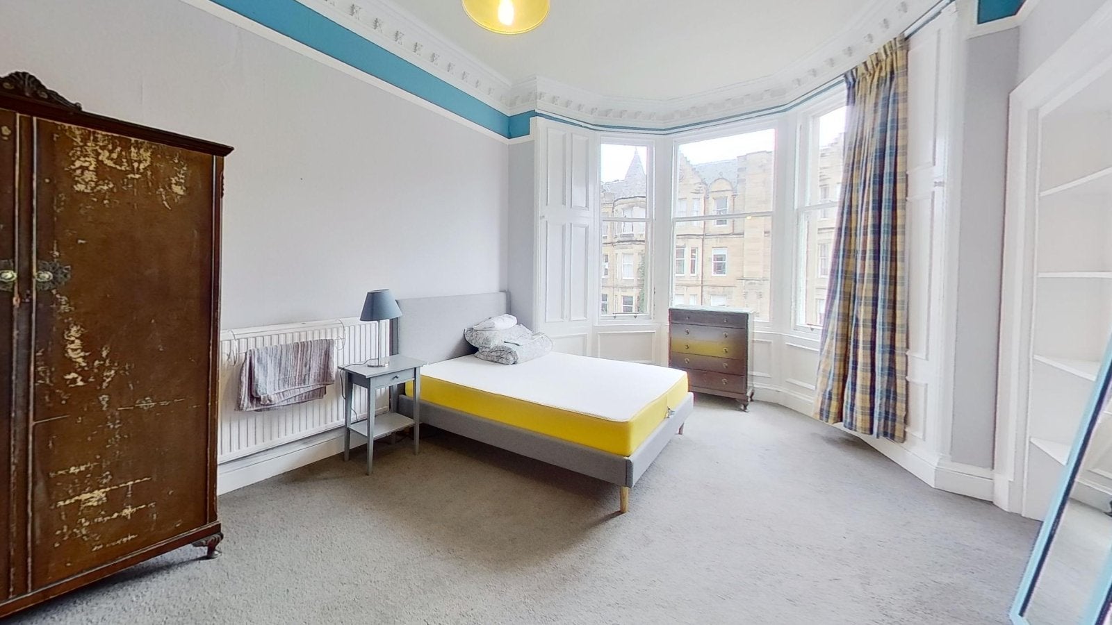 Flat Marchmont Road in City of Edinburgh
