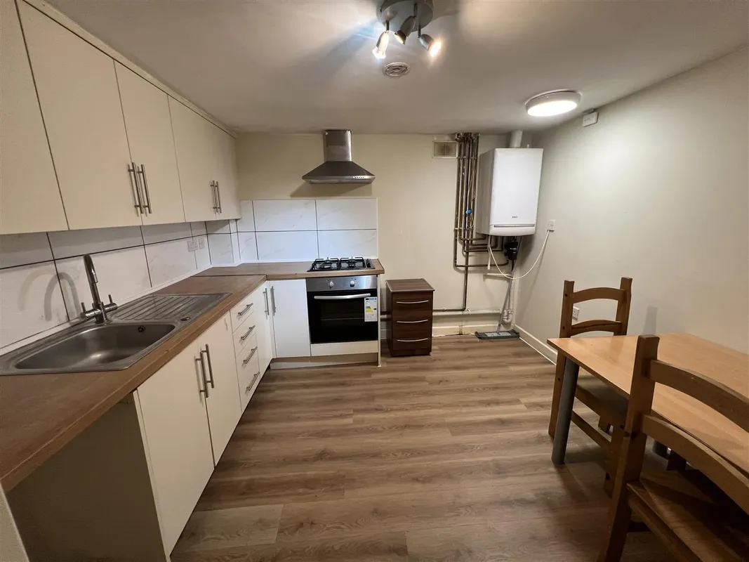 Flat Bayes Street in Kettering