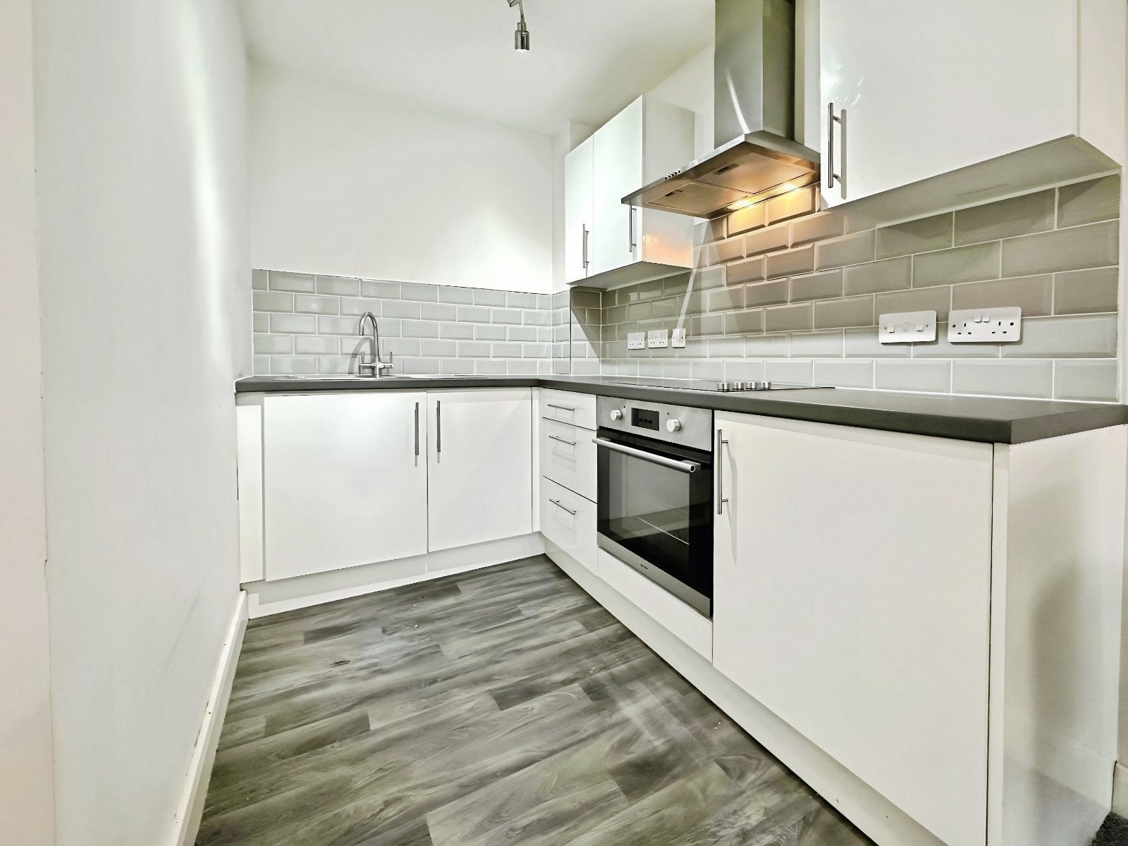Flat Skinner Lane in Leeds