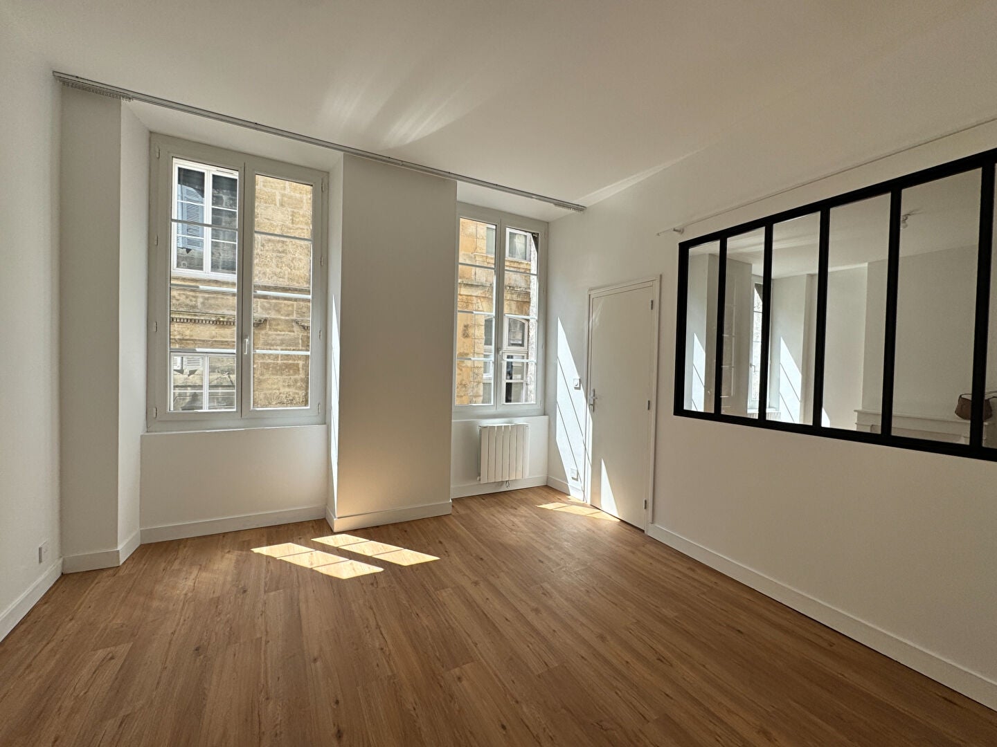 Flat Cours du Chapeau Rouge in Bordeaux