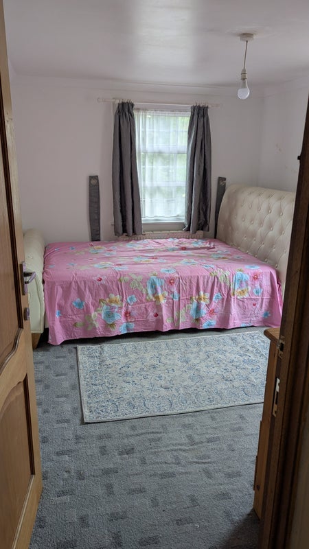 Room St Stephen's Road in Greater London