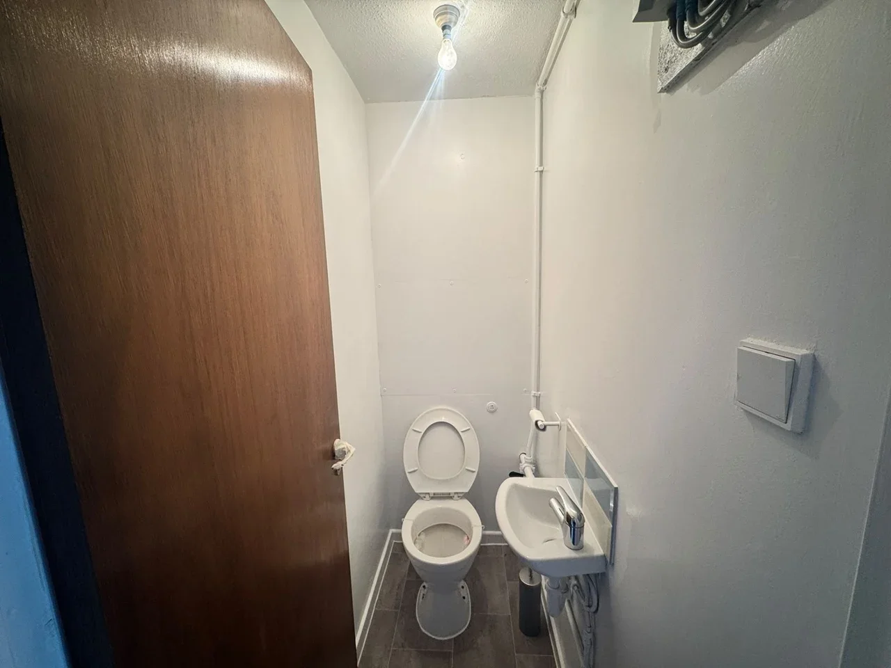 House Huntingdon Close in Greater London