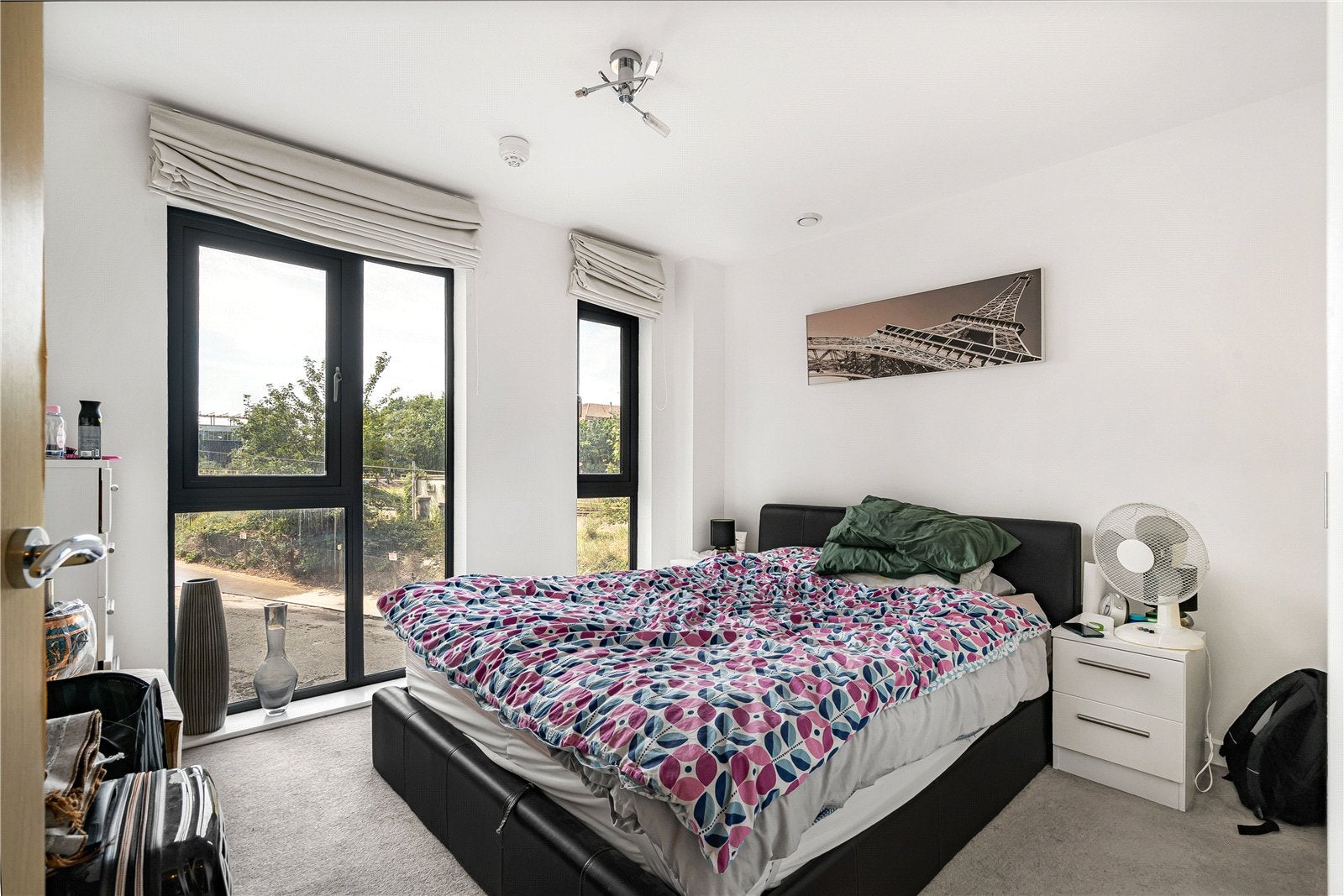 Flat Guildford Road in Woking