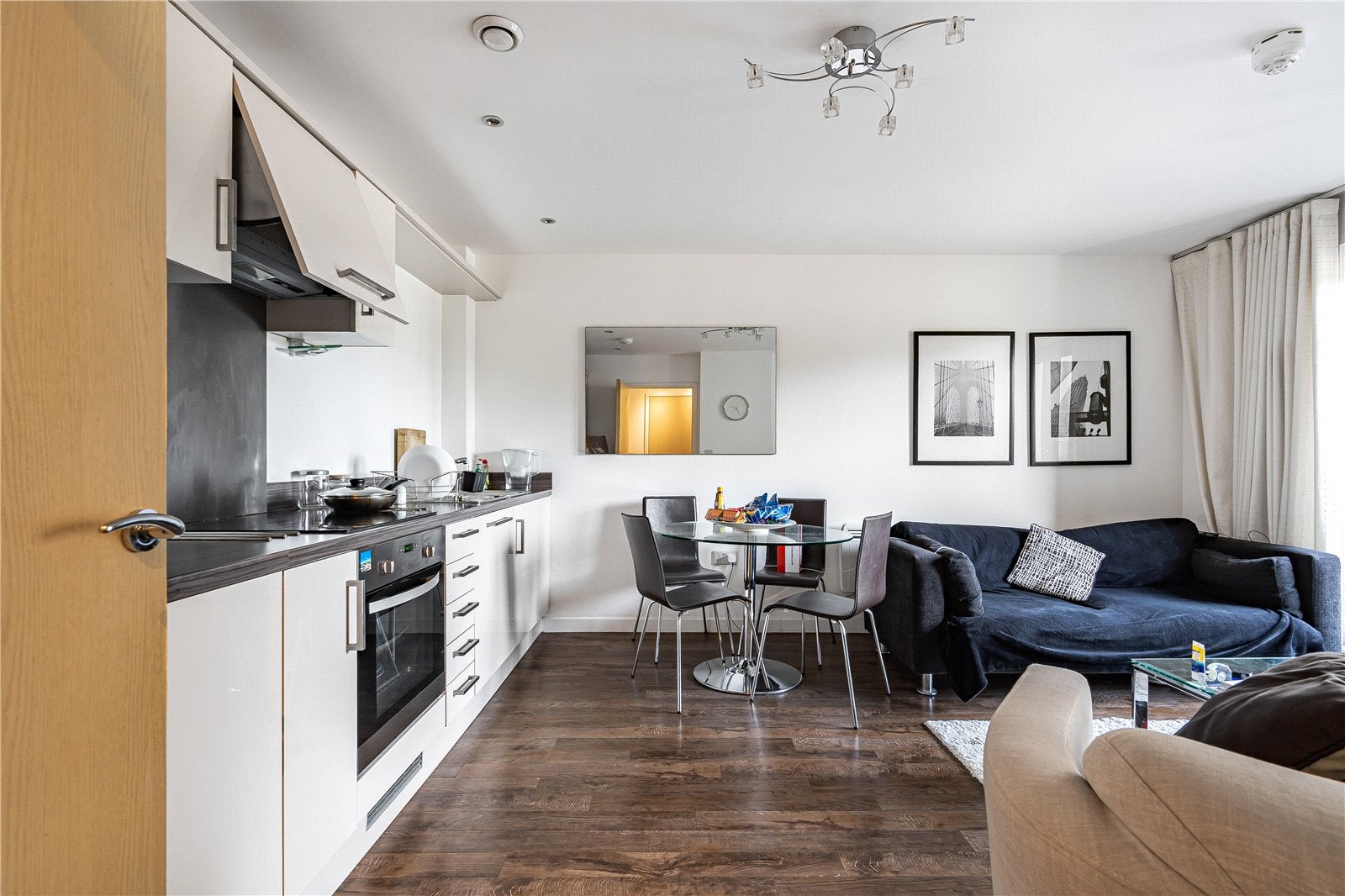 Flat Guildford Road in Woking