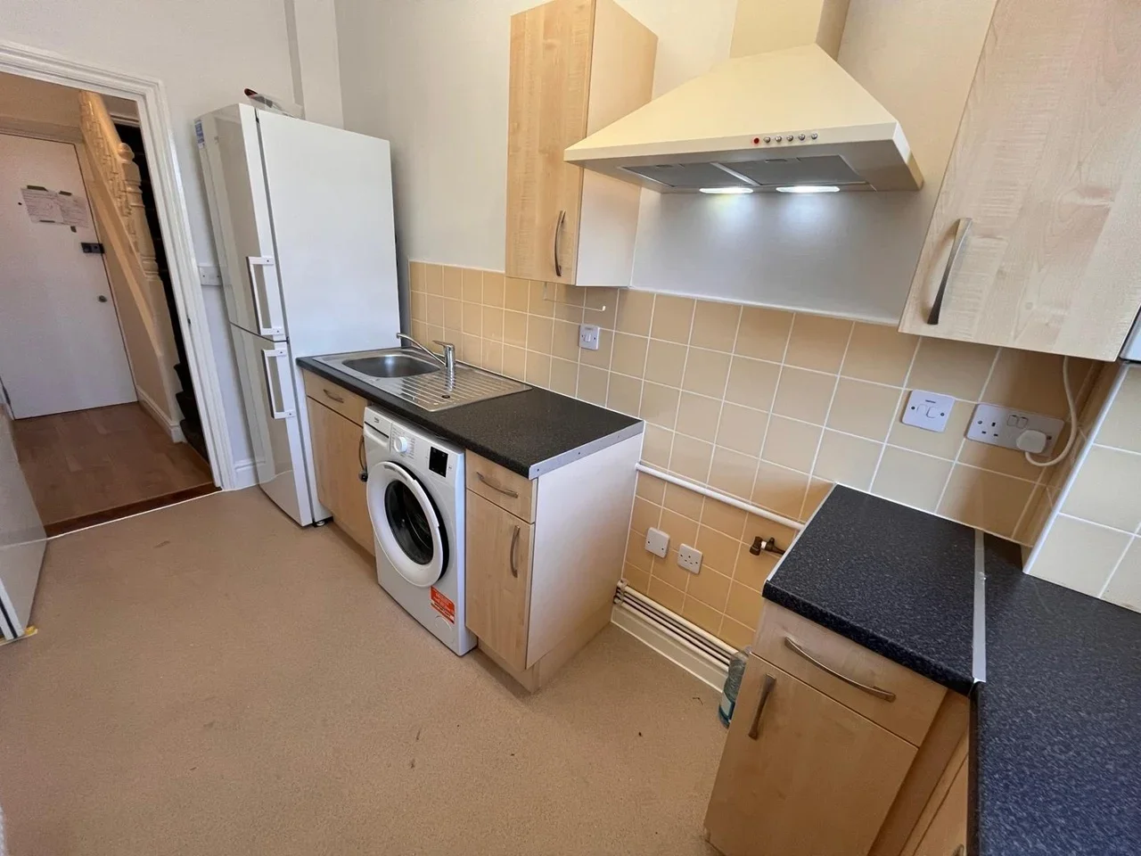 Flat Bath Road in Greater London