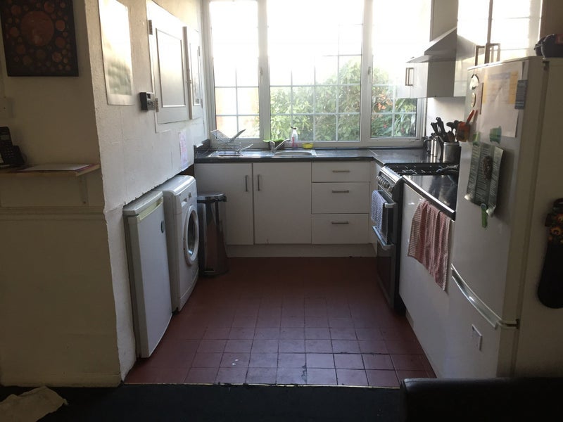 Room Swanwick Close in Greater London