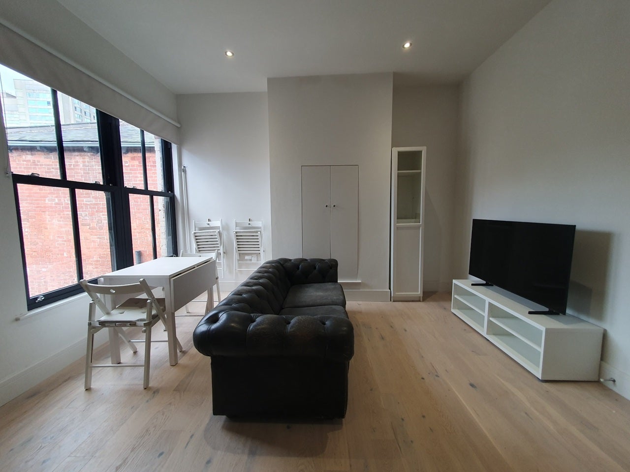 Flat Clarkehouse Road in Sheffield